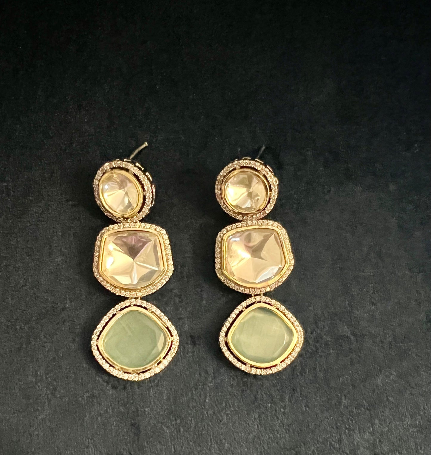 Victorian earrings- Green